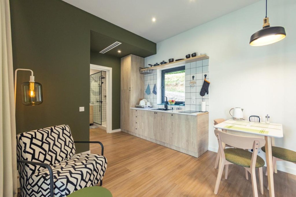 Кварели: Apartment hotel Kundzuli