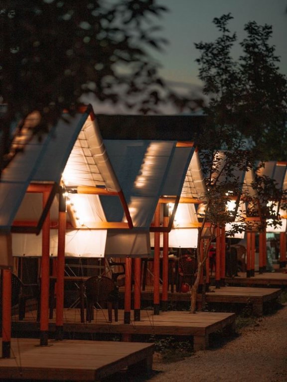 carousel image 2