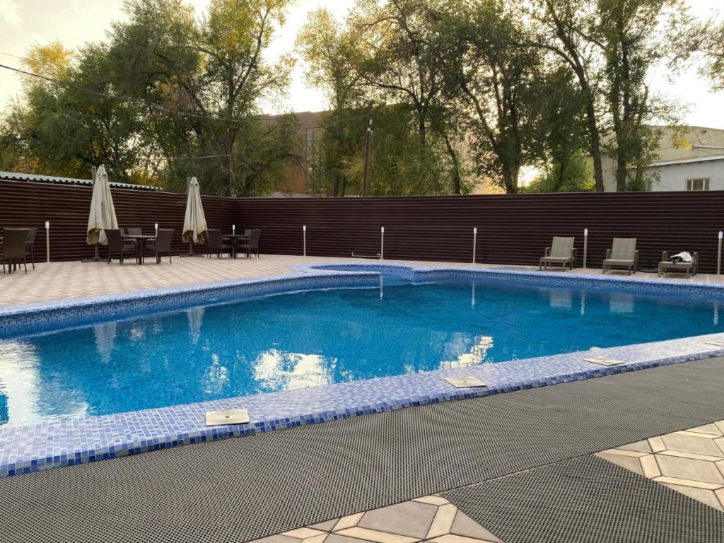Тараз: Отель Barkhat