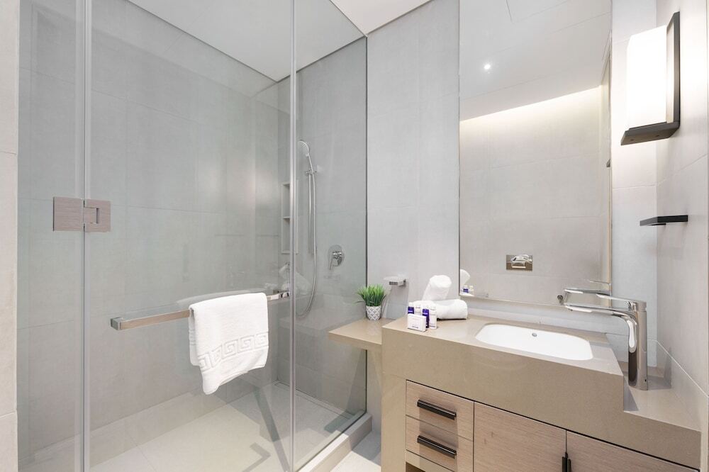 Дубай: Maison Privee - Lavish Apt w/ Stellar Ocean Views in Address JBR