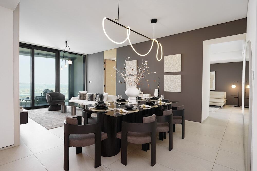 Дубай: Maison Privee - Lavish Apt w/ Stellar Ocean Views in Address JBR