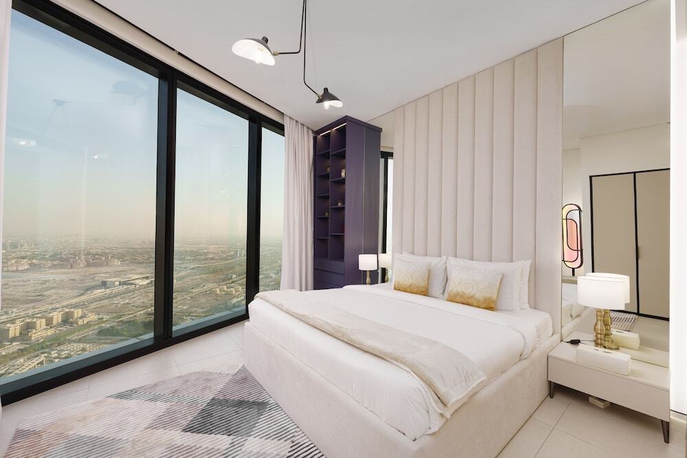 Дубай: Maison Privee - Lavish Apt w/ Stellar Ocean Views in Address JBR