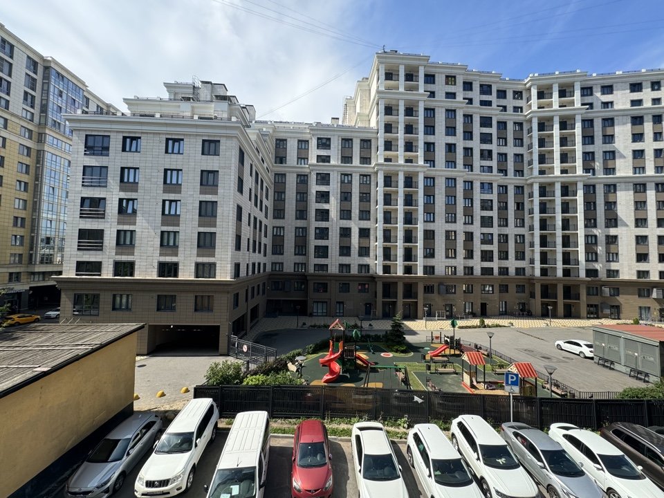 Санкт-Петербург: Квартира Небо Москвы