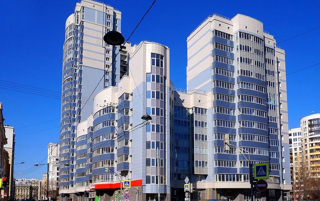 Санкт-Петербург: Квартира Небо Москвы