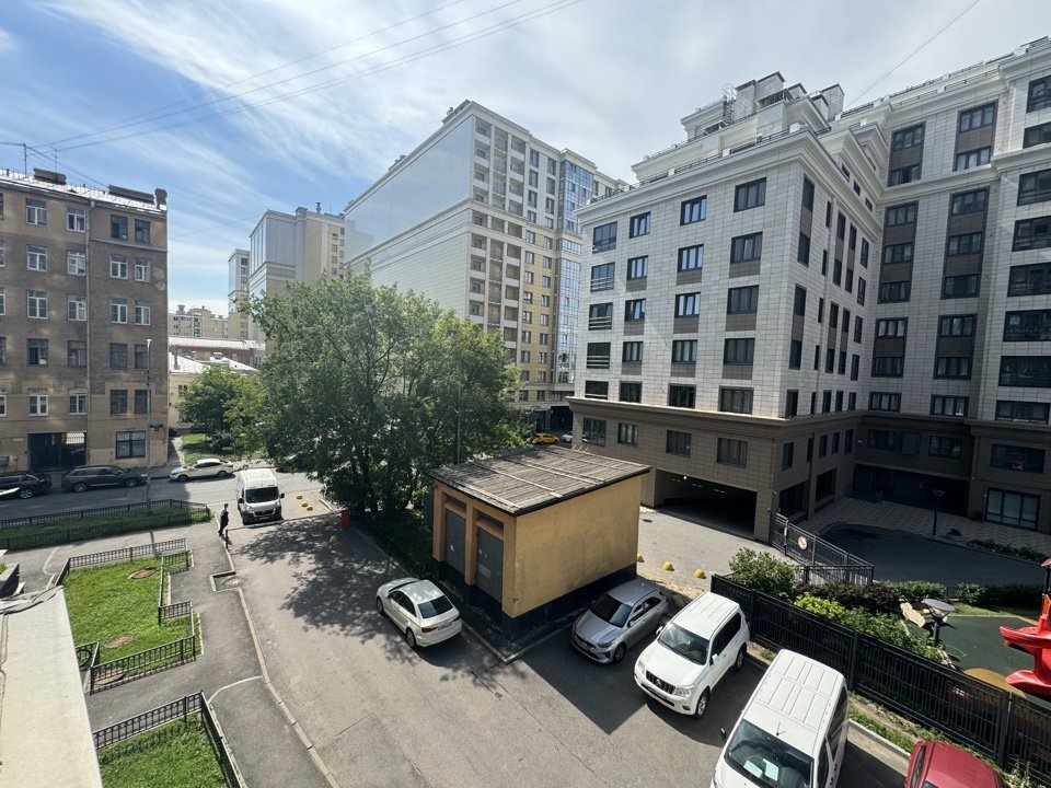 Санкт-Петербург: Квартира Небо Москвы