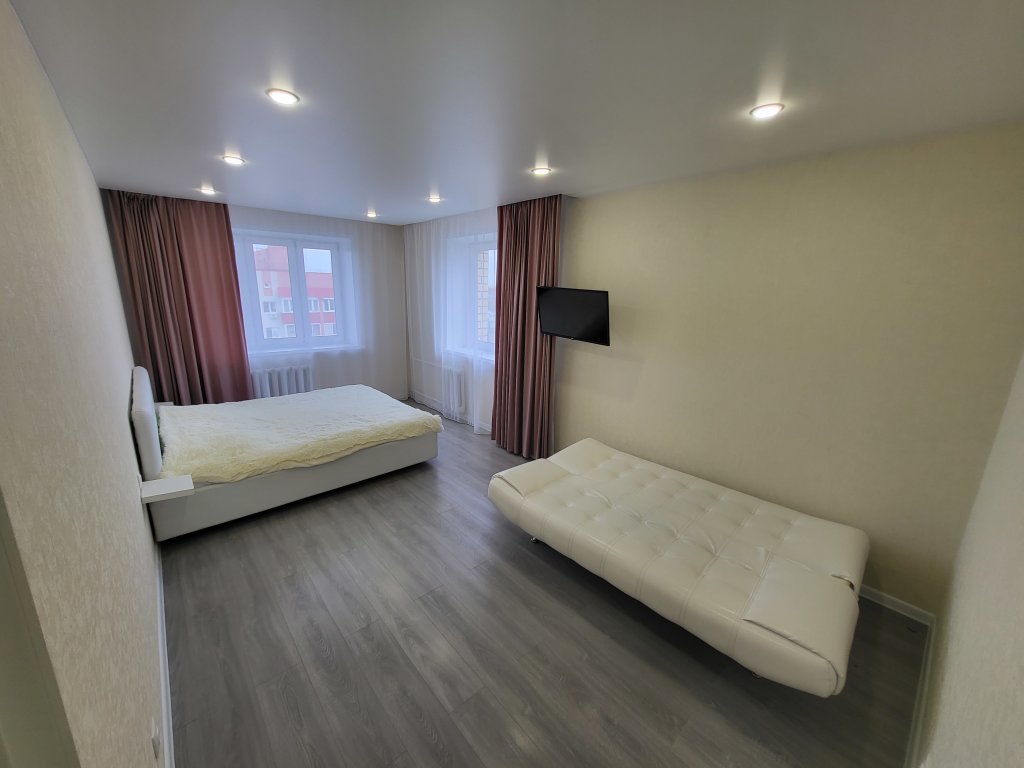 Ярославль: Апартаменты Apartment on 8 marta 21