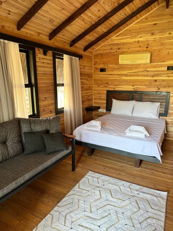 Фетхие: Частный дом Pine Village Bungalows Ölüdeniz