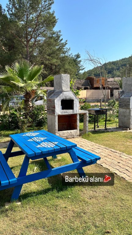 Фетхие: Частный дом Pine Village Bungalows Ölüdeniz
