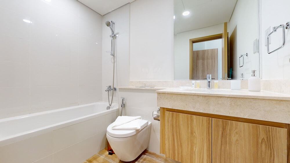 Дубай: Primestay -3br Villa With Private Garden
