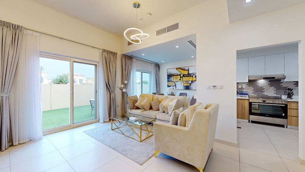 Дубай: Primestay -3br Villa With Private Garden