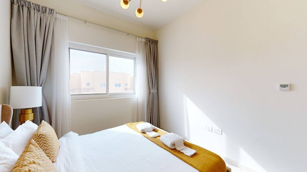 Дубай: Primestay -3br Villa With Private Garden