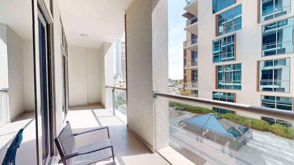 Дубай: Primestay - 2BR in Al Jaddaf Near Metro