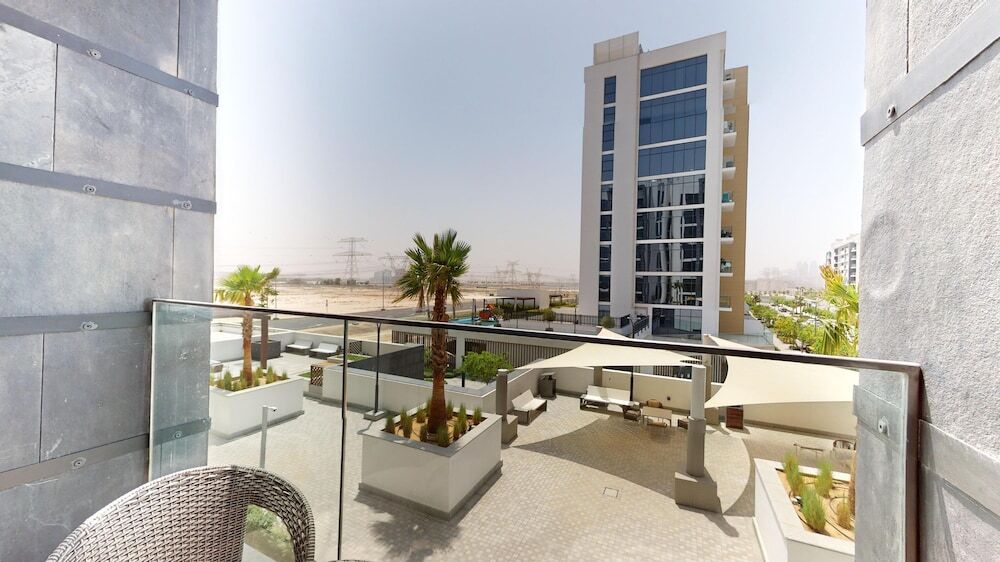 Дубай: Primestay - Azizi Riviera 9 1BR - Meydan