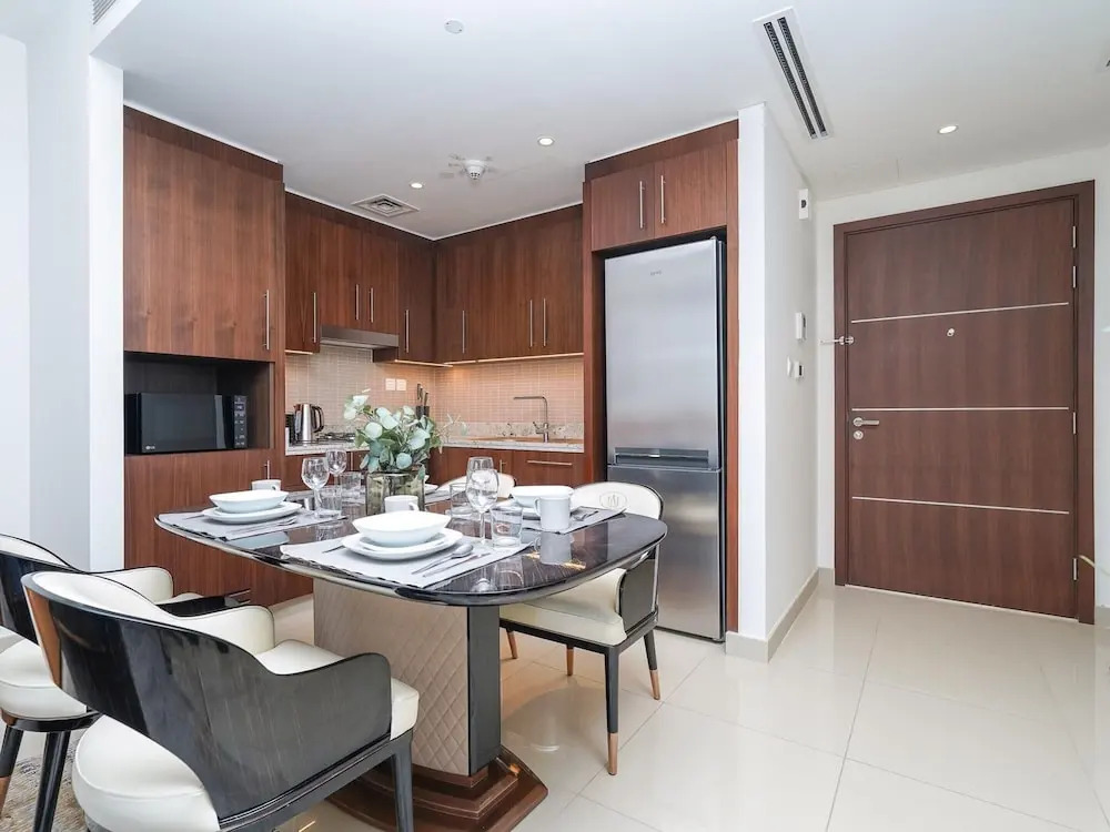 Дубай: Lux 1BR Apt Burj Khalifa View by Belvilla