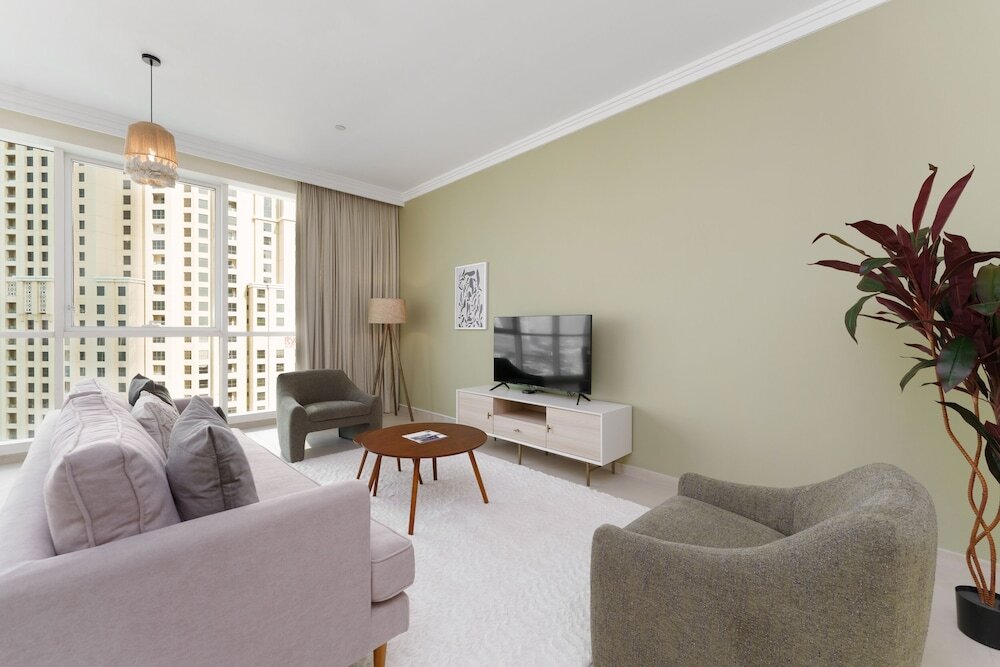 Дубай: Maison Privee - Stunning JBR Retreat w/ Partial Sea & Marina Views