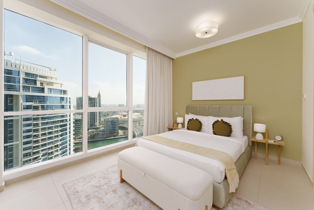 Дубай: Maison Privee - Stunning JBR Retreat w/ Partial Sea & Marina Views