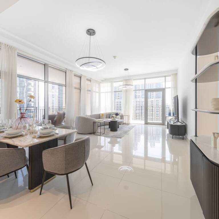 Дубай: DXB - Blvd Crescent T1 - 2401 - DT