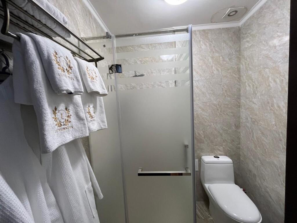 Тараз: Отель Luxurious