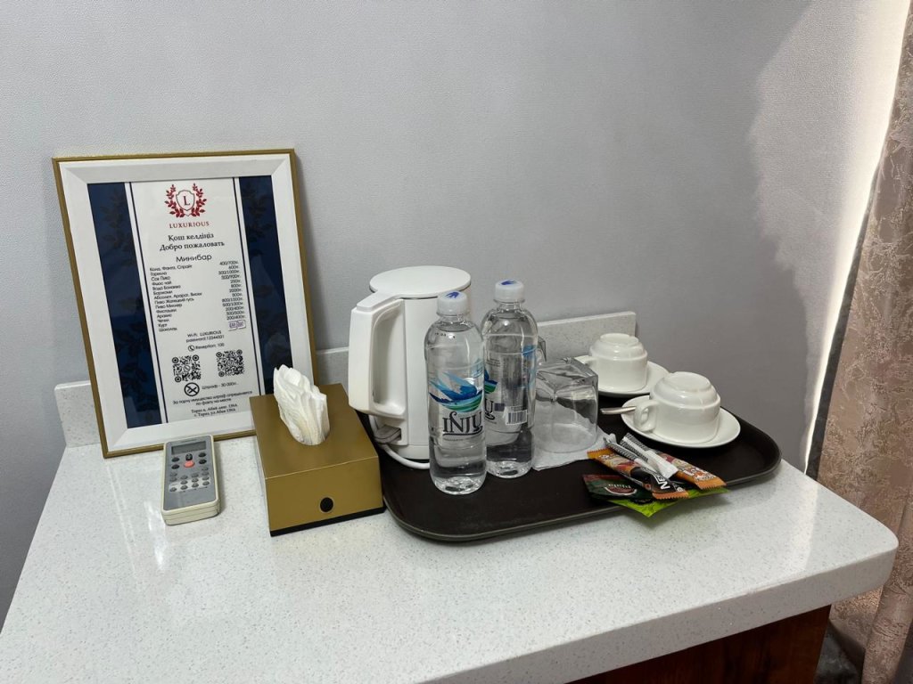 Тараз: Отель Luxurious