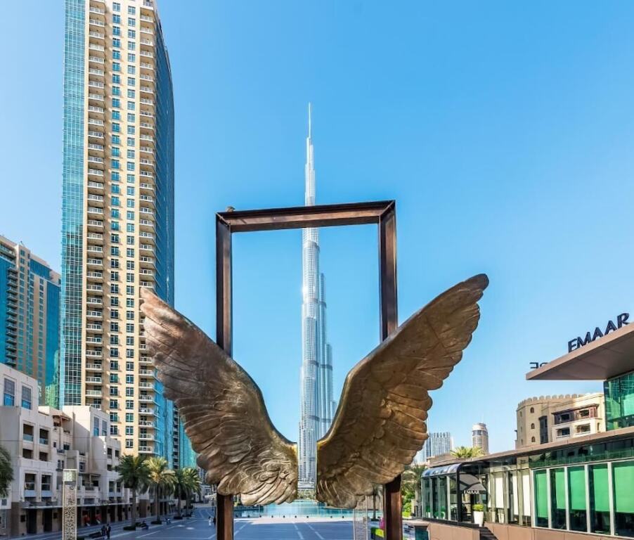 Дубай: DHH Burj Royale Downtown Dubai