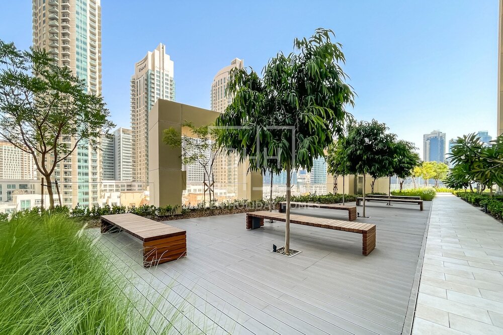 Дубай: DHH Burj Royale Downtown Dubai