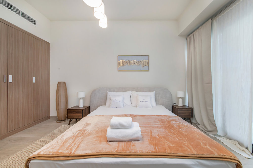 Дубай: Апартаменты Lovely Studios at Azizi Riviera