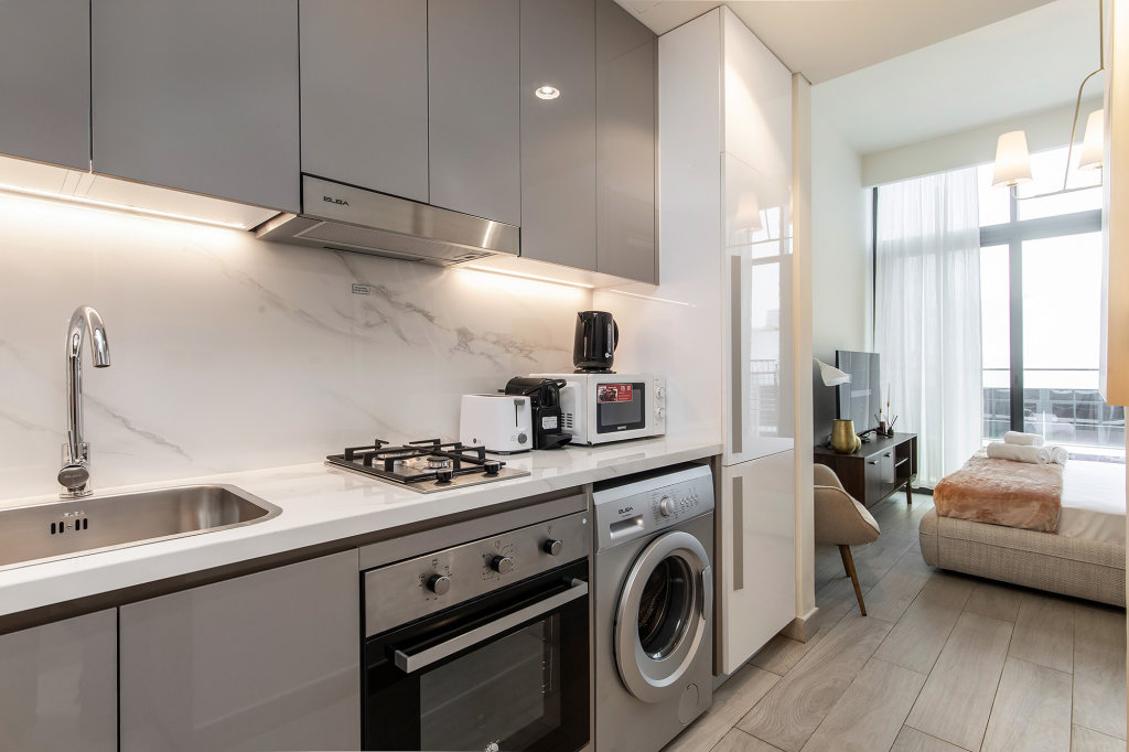 Дубай: Апартаменты Lovely Studios at Azizi Riviera