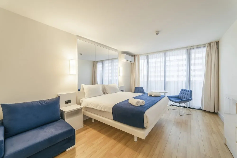 Батуми: Grand City Real Estate