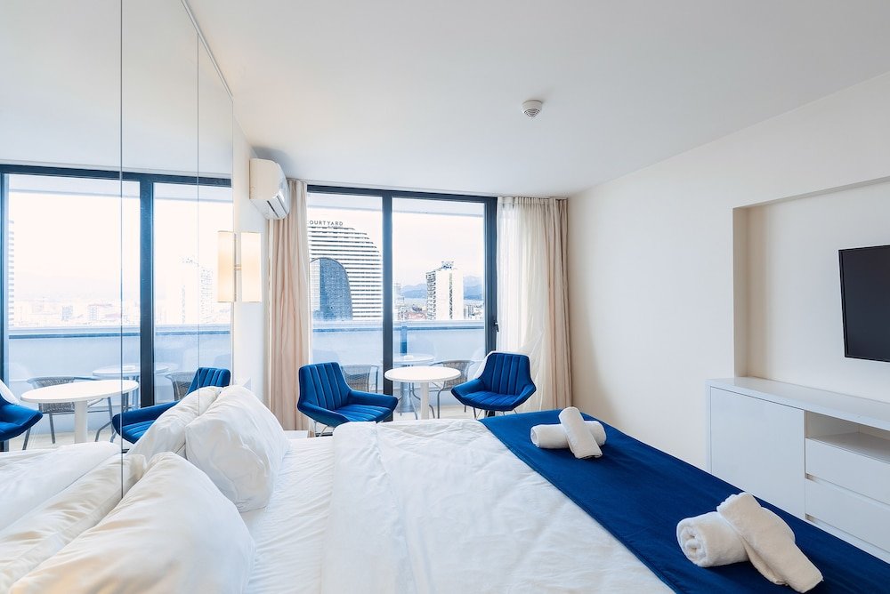 Батуми: Grand City Real Estate