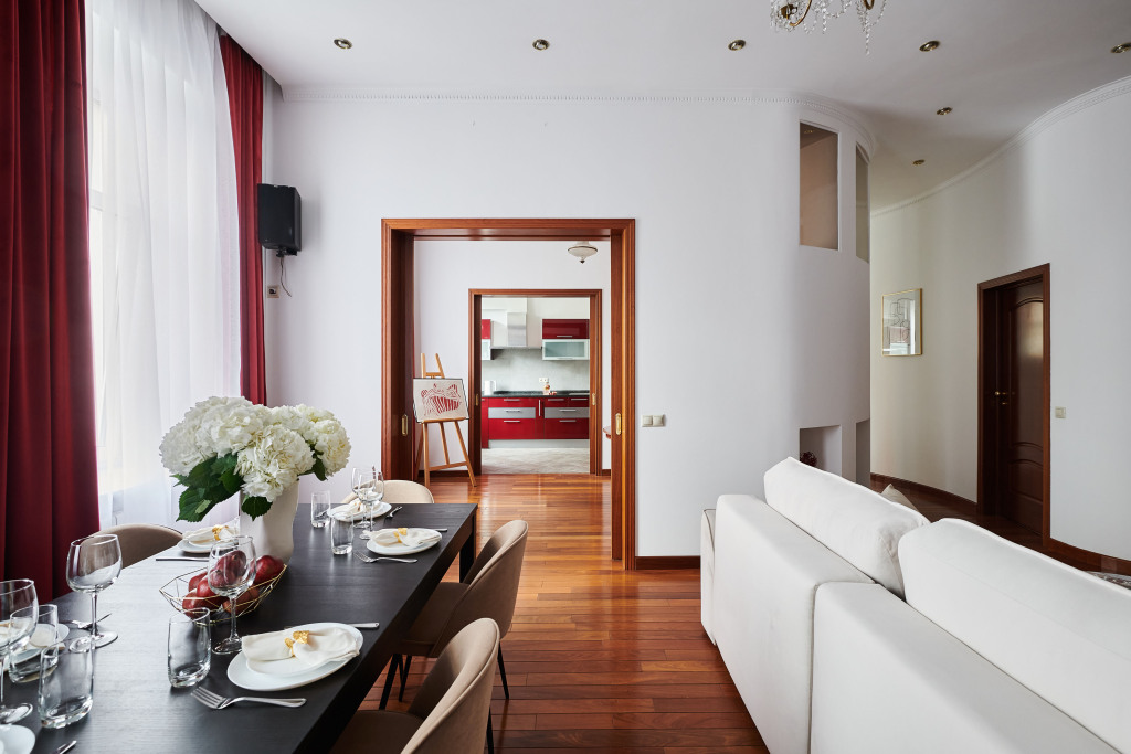 Москва: Квартира GM Apartments Ультрамодная Четверка на Патриках