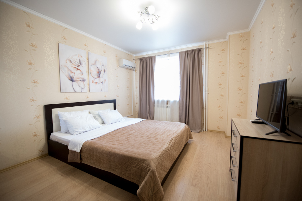 Апартаменты Smile Apartments 2х комнатные в самом центре Западного жилмассива — фото 1