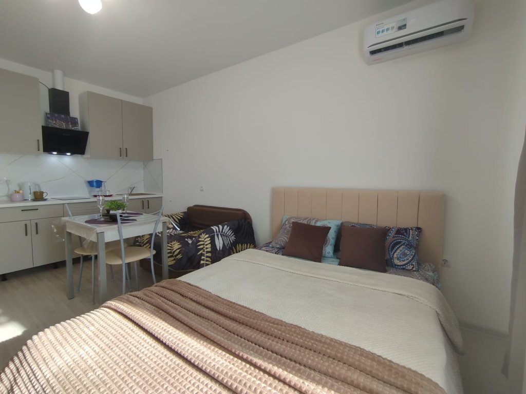 Квартира студия live in comfort на Современников 8 — фото 1