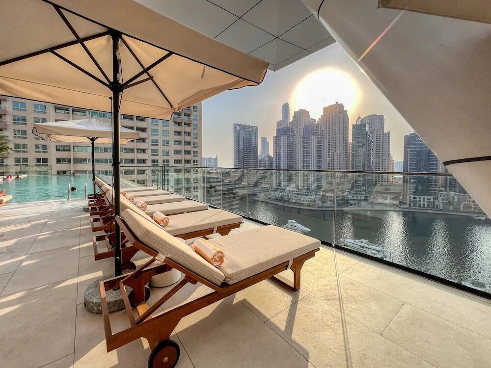 Дубай: High Floor and full Marina view