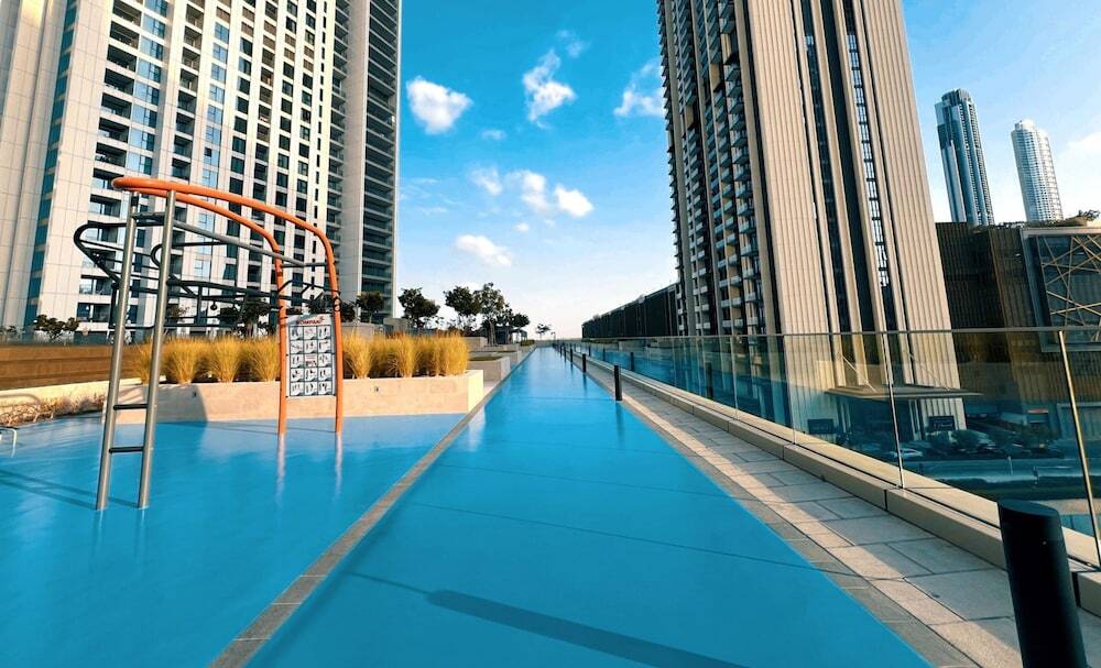 Дубай: Elegant 1BR Apt Steps Away From Dubai Mall