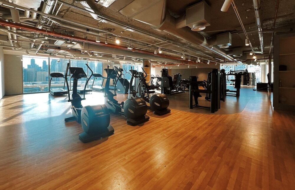 Дубай: Elegant 1BR Apt Steps Away From Dubai Mall