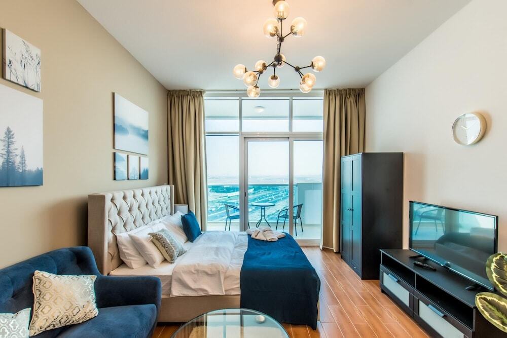 Дубай: Al Barsha South - JVT - Al Jawhara Tower 1506