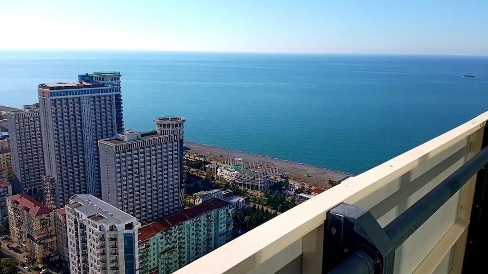 Батуми: Апарт-отель Black Sea Royal Panorama