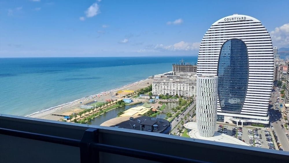 Батуми: Апарт-отель Black Sea Royal Panorama