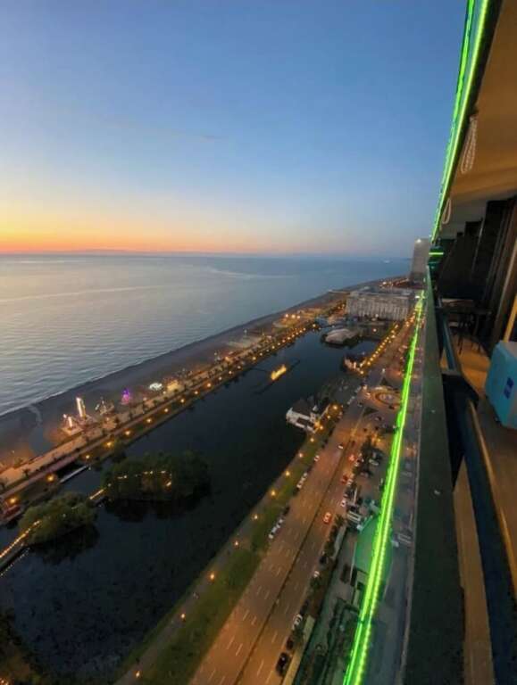 Батуми: Апарт-отель Black Sea Royal Panorama