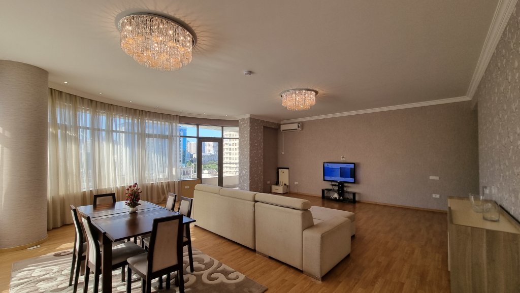 Баку: Апартаменты İSR Residence by Bakuapart