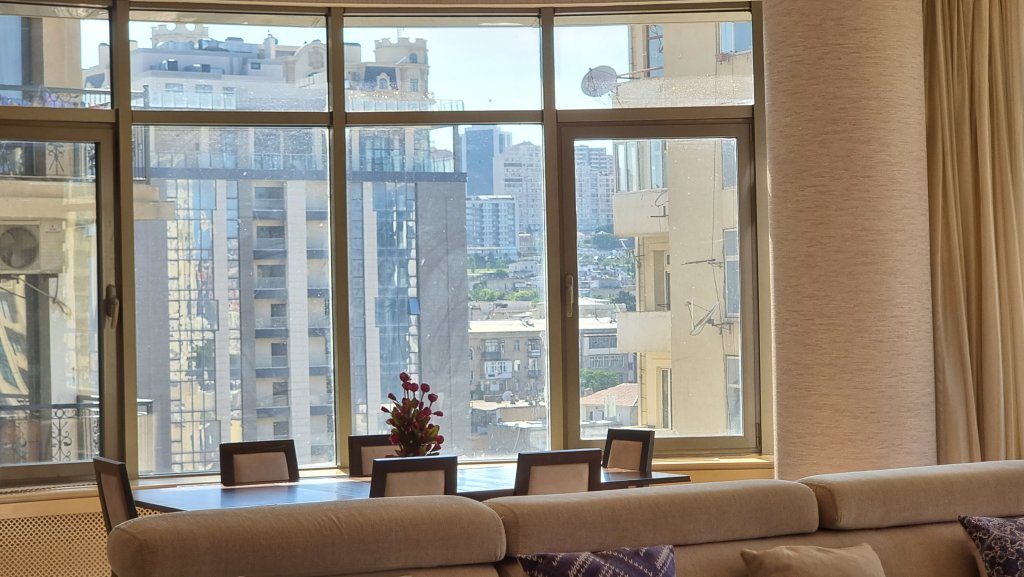 Баку: Апартаменты İSR Residence by Bakuapart