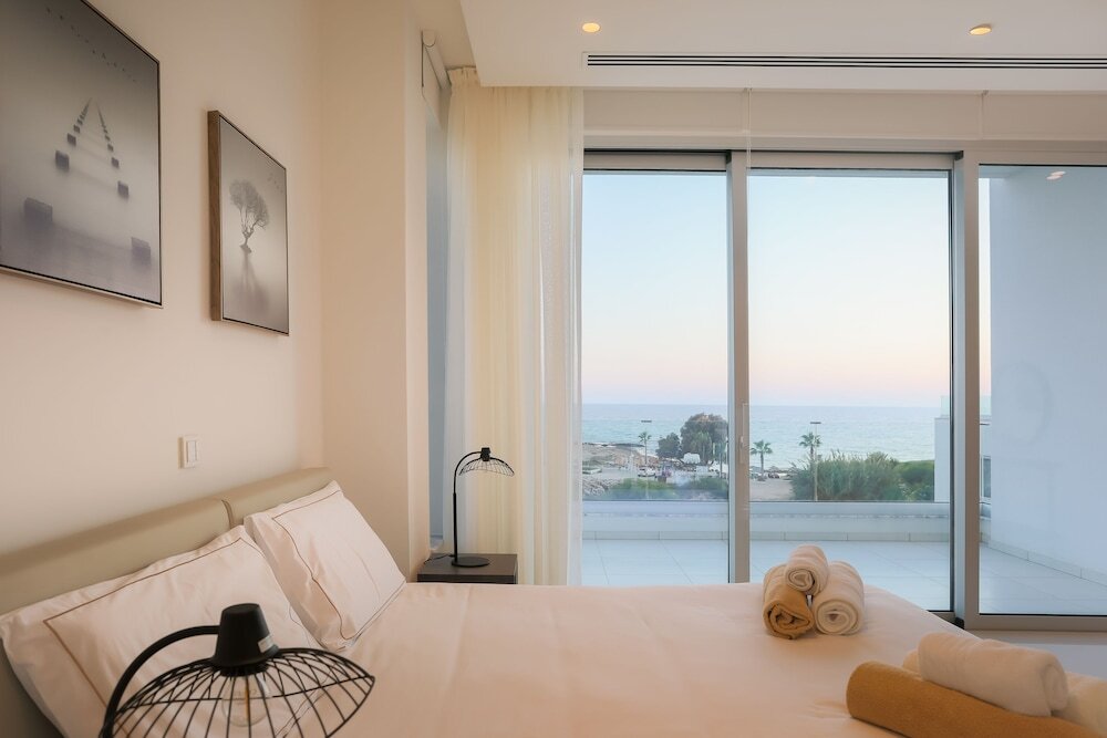 Айя-Напа: Pearl Beachfront Villa