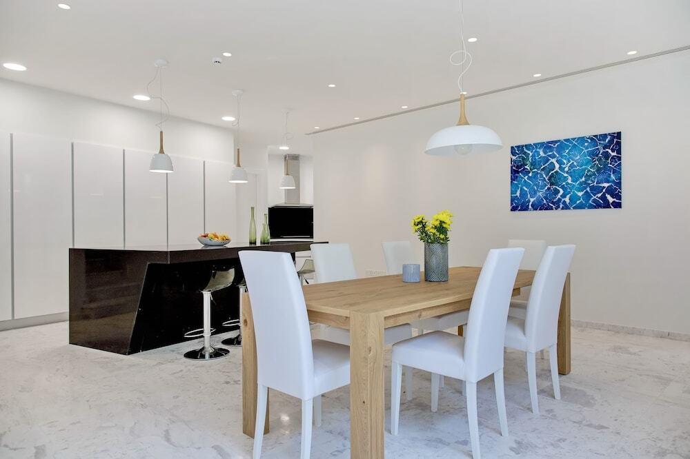 Айя-Напа: Pearl Beachfront Villa