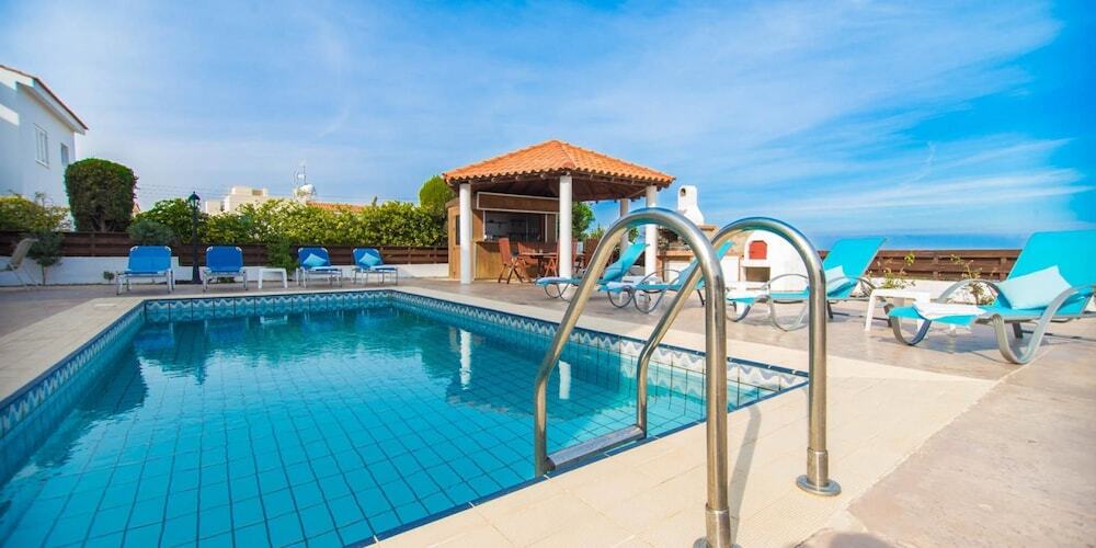 Паралимни: Oceanview Luxury Villa 116