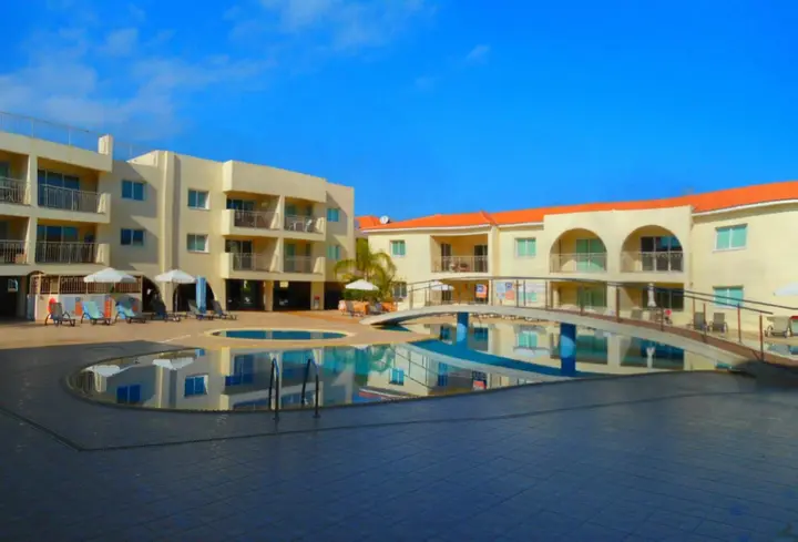Паралимни: Great Kings Resorts