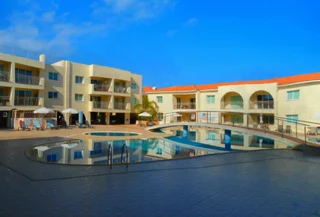 Паралимни: Great Kings Resorts