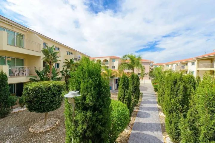Паралимни: Great Kings Resorts