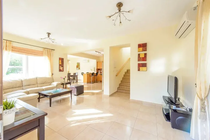 Протарас: Villa Kos