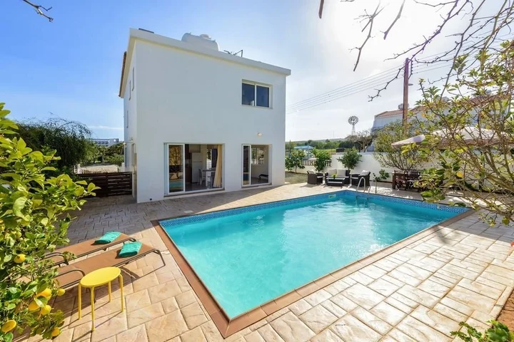 Протарас: Villa Atlas