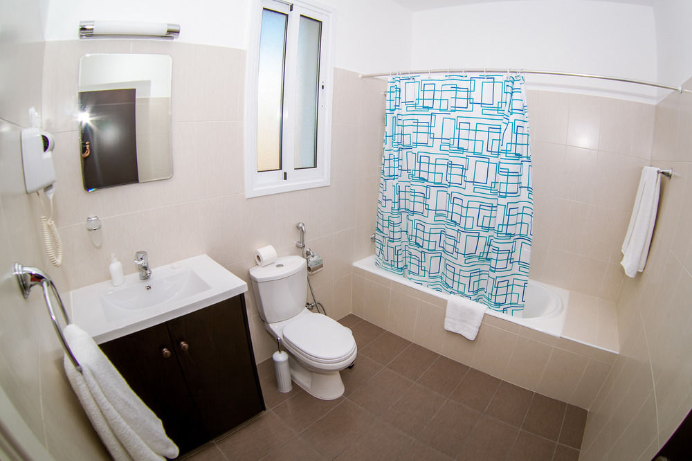 Пафос: New Day Apartments